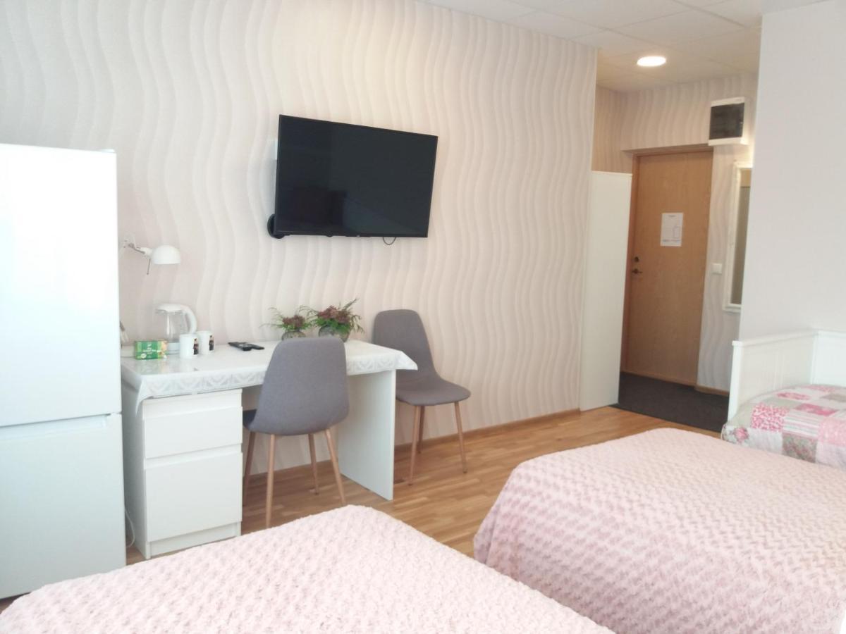 ヴィリャンディ Nurmbergi Majaホステル エクステリア 写真